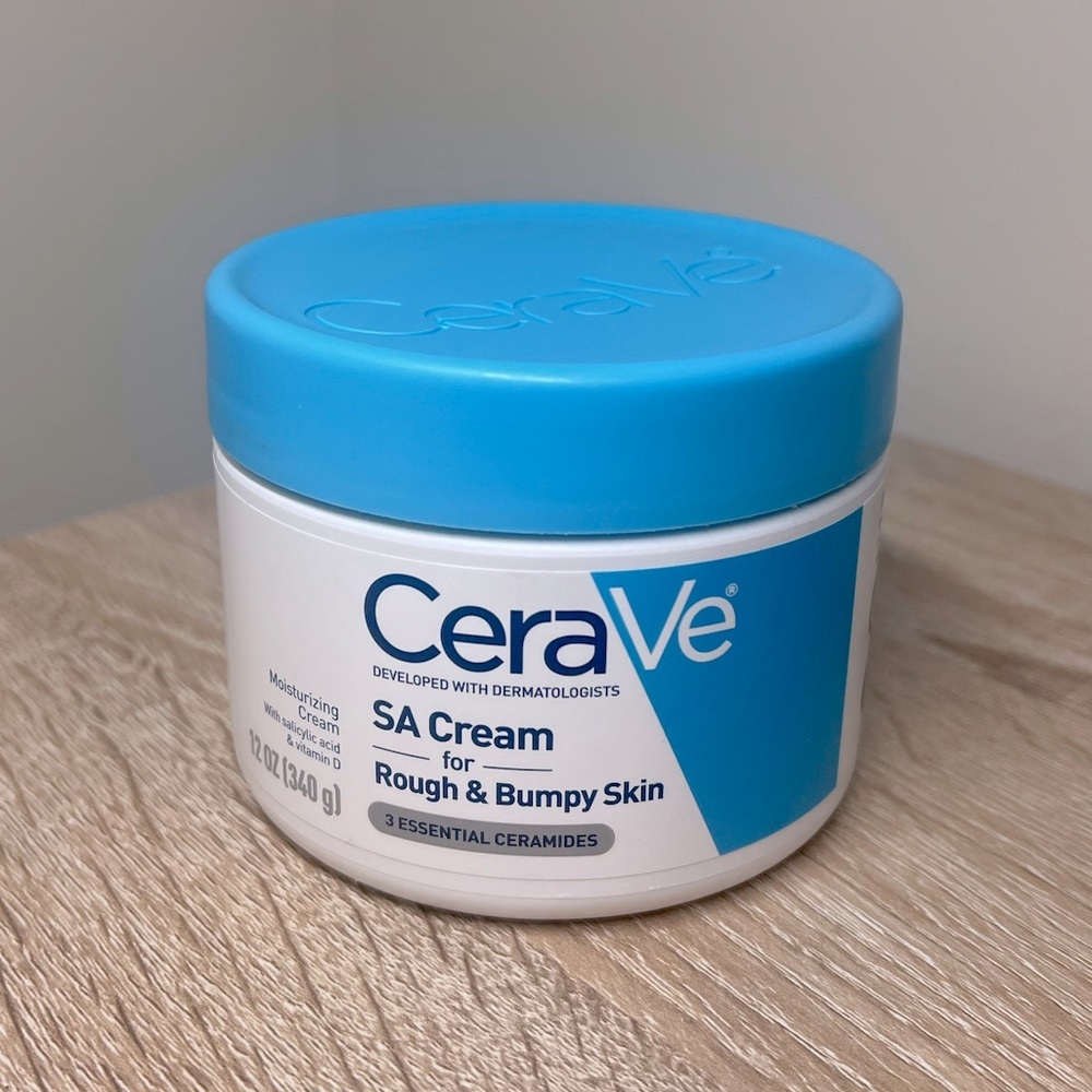 CeraVe Renewing Salicylic Acid Body Cream for Rough & Bumpy Skin - NEW - Picture 1 of 7